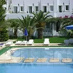 Baba Hotel 3*